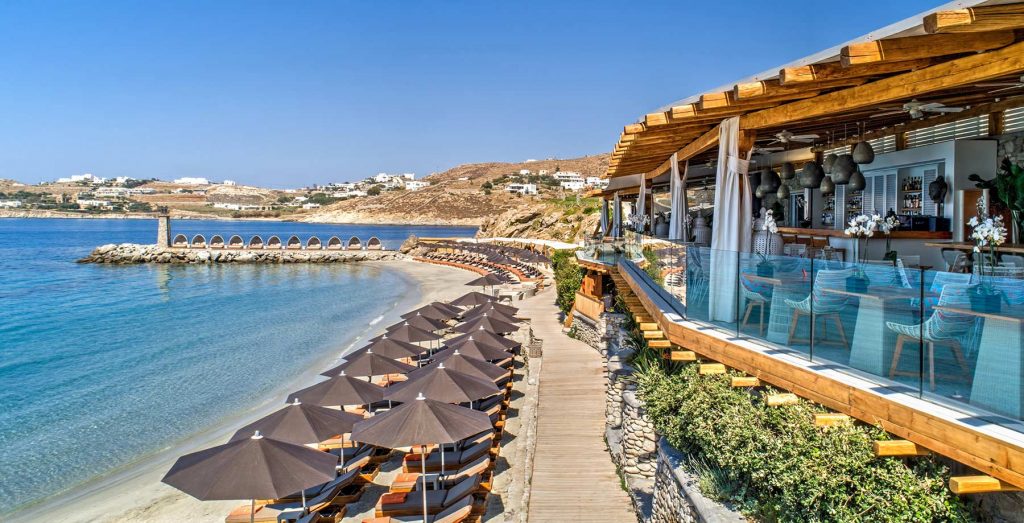 private-beach-santa-marina-mykonos-hotel-spa-greece-3_0