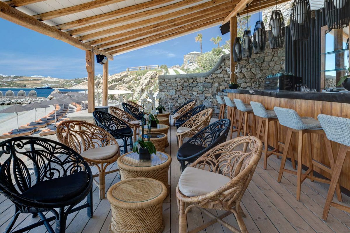 beach-bar-beach-santa-marina-mykonos-luxury-hotel-spa-04