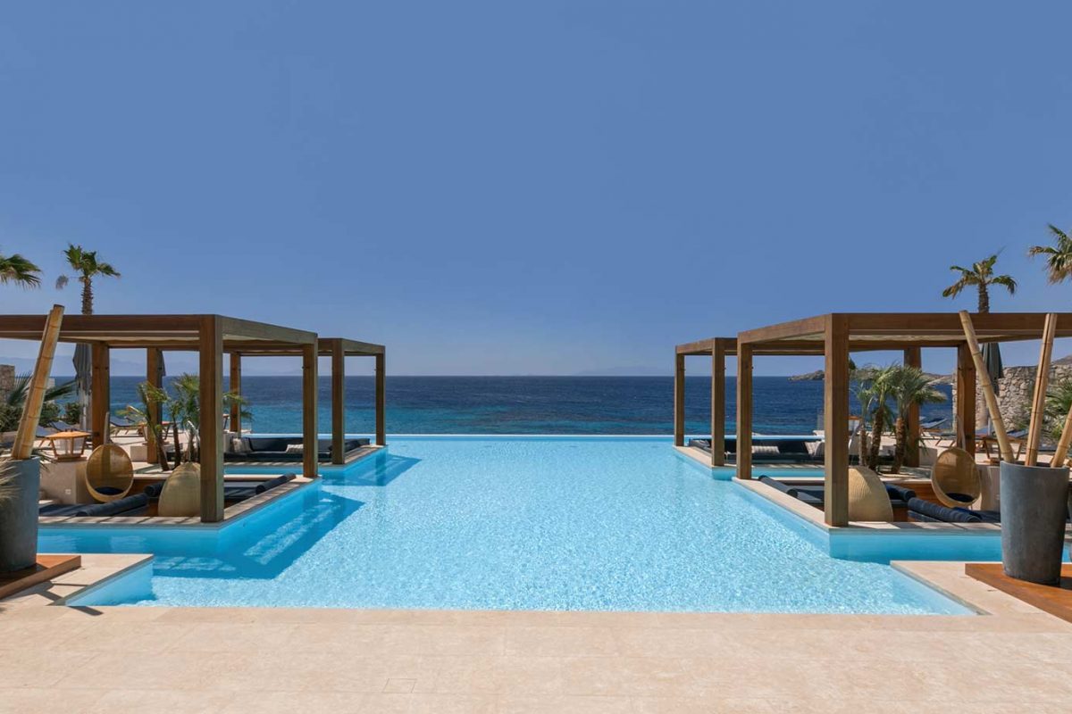 oasis-pool-bar-santa-marina-hotel-spa-resort-mykonos-greece-01