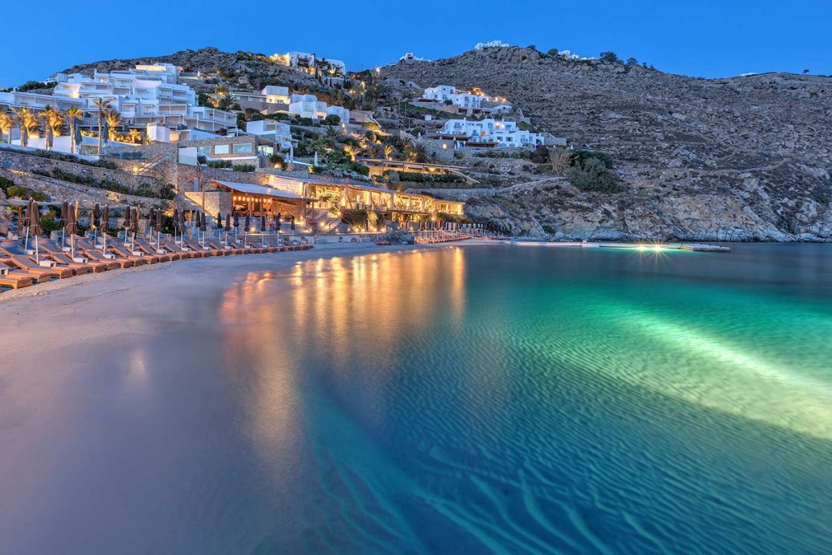 private-beach-santa-marina-mykonos-hotel-spa-greece-4_0
