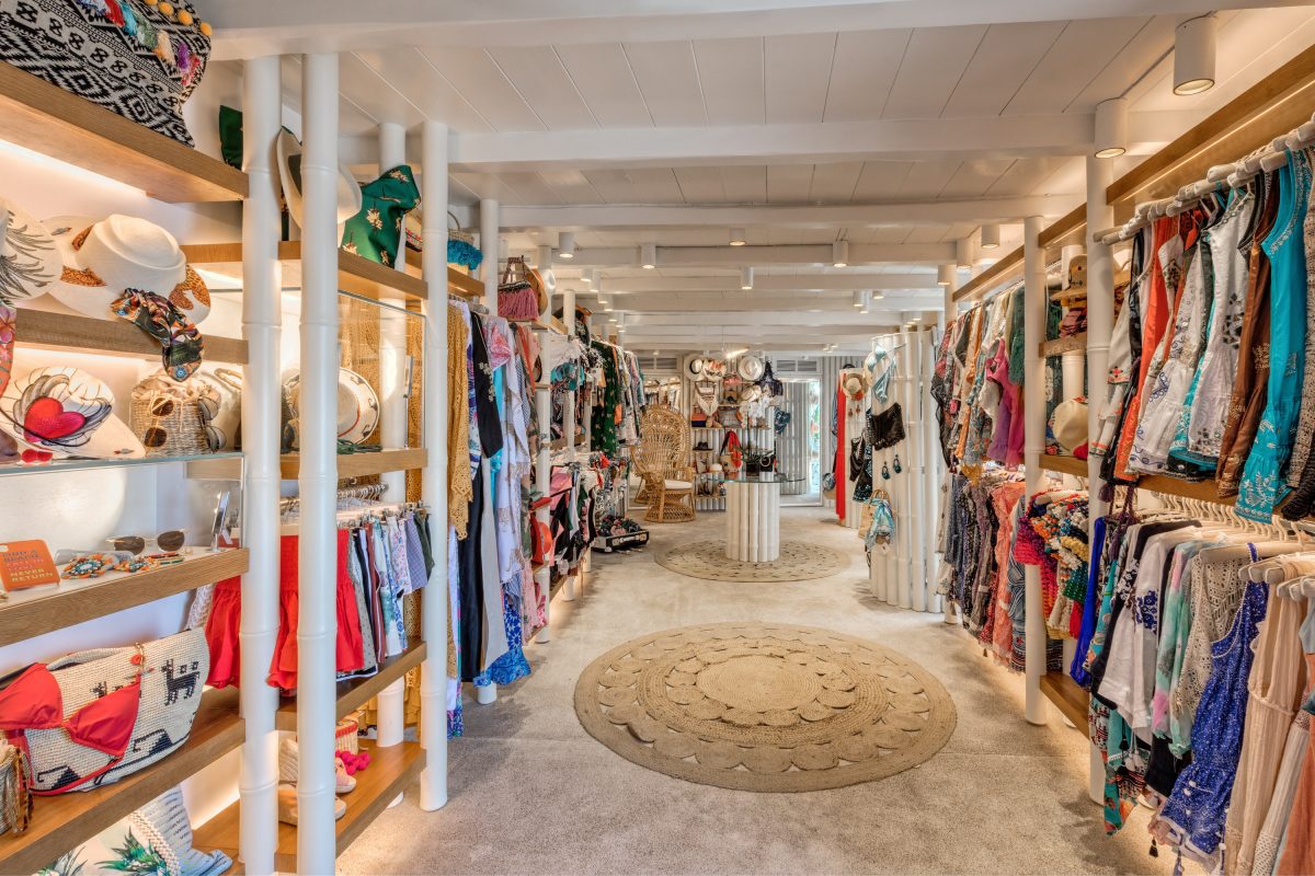 reef-boutique-at-santa-marina-beach-4